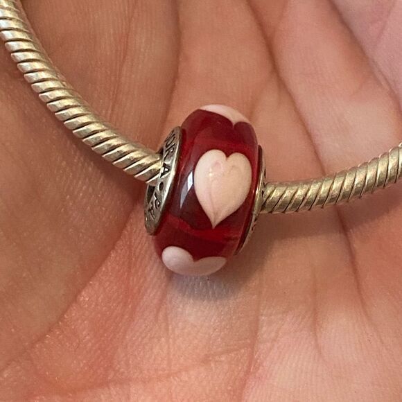 Authentic Pandora Red With Pink Hearts Murano Glass Art Charm - Picture 1 of 2